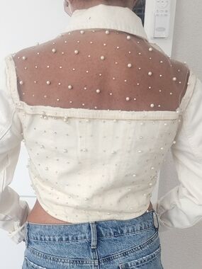 PacSun Cream Pearl-Embellished Sheer-Back Button-Down Crop Top